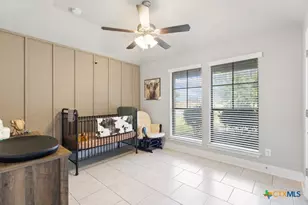 105 Grand View, Floresville, TX 78114 - Photo 17