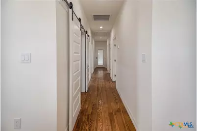 177 Powderhorn Lane, Port Lavaca, TX 77979 - Photo 19