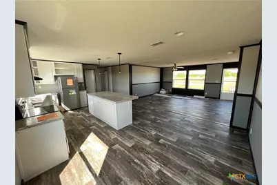 124 Galle Estates Circle, Kingsbury, TX 78638 - Photo 9