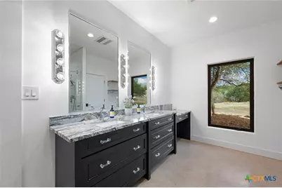 2870 Rebecca Creek Road, Canyon Lake, TX 78133 - Photo 11