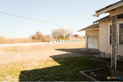 4928 State Highway 119, Goliad, TX 77963 - Photo 19