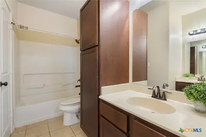 101 Creekside Villa Drive, Kyle, TX 78640 - Photo 17