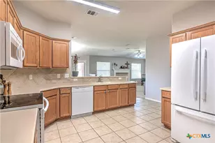 212 Gracie Ct, Harker Heights, TX 76548 - Photo 17