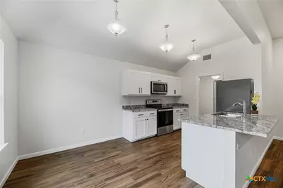 230 Plum Street, Luling, TX 78648 - Photo 19