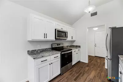 230 Plum Street, Luling, TX 78648 - Photo 21