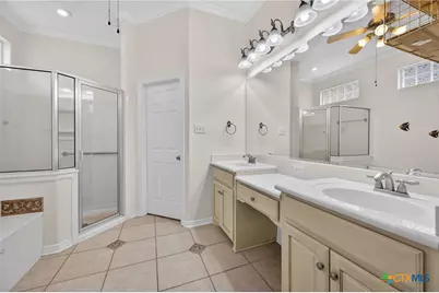 3010 Legend Oaks Boulevard, Belton, TX 76513 - Photo 13