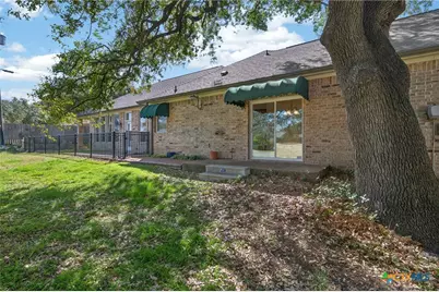 3010 Legend Oaks Boulevard, Belton, TX 76513 - Photo 33