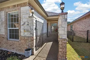 3010 Legend Oaks Blvd, Belton, TX 76513 - Photo 25