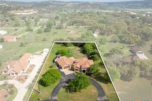 851 River Cliff Dr, Canyon Lake, TX 78133 - Photo 11