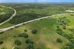 87 North St, Cuero, TX 77954 - Photo 17