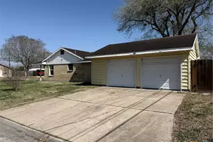 3001 E Mistletoe Ave, Victoria, TX 77901 - Photo 35