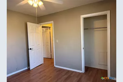 3001 E Mistletoe Avenue, Victoria, TX 77901 - Photo 15