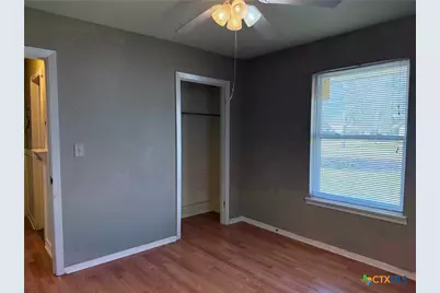 3001 E Mistletoe Avenue, Victoria, TX 77901 - Photo 13