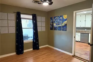 3001 E Mistletoe Ave, Victoria, TX 77901 - Photo 11