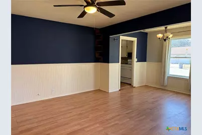 3001 E Mistletoe Avenue, Victoria, TX 77901 - Photo 3