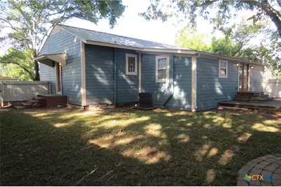 202 S Mesquite Street, Luling, TX 78648 - Photo 29