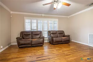 743 Royal Rd, Port Lavaca, TX 77979 - Photo 5