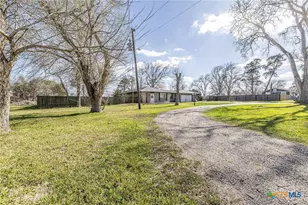 743 Royal Rd, Port Lavaca, TX 77979 - Photo 15