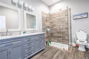 400 W Kruse Rd, Port Lavaca, TX 77979 - Photo 7