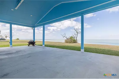 400 W Kruse Rd, Port Lavaca, TX 77979 - Photo 3