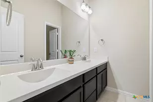 718 Hard Tack Trl, San Antonio, TX 78245 - Photo 23