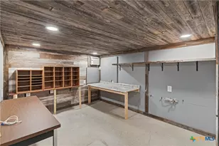 2948 Goodwin Ln, New Braunfels, TX 78130 - Photo 41