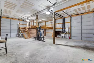 2948 Goodwin Ln, New Braunfels, TX 78130 - Photo 37