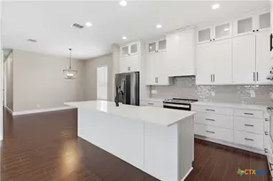 2948 Goodwin Ln, New Braunfels, TX 78130 - Photo 15