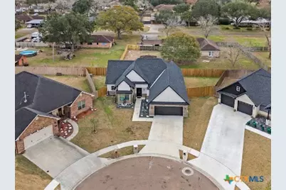 109 Luke Court, Victoria, TX 77904 - Photo 7