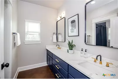 109 Luke Court, Victoria, TX 77904 - Photo 19