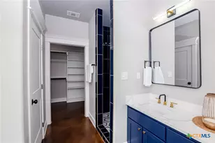 109 Luke Ct, Victoria, TX 77904 - Photo 15