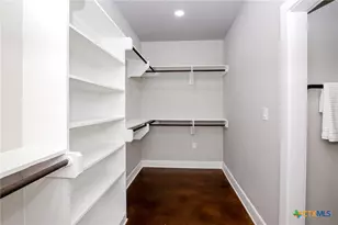 109 Luke Ct, Victoria, TX 77904 - Photo 13