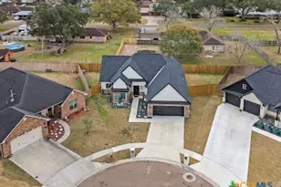 109 Luke Ct, Victoria, TX 77904 - Photo 23