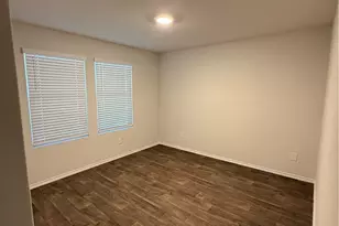 208 Yucca Dr, Seguin, TX 78155 - Photo 7