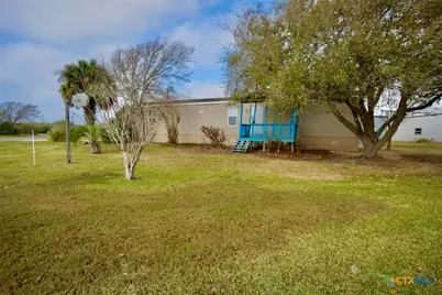 1502 W Monroe Avenue, Port O'Connor, TX 77982 - Photo 3