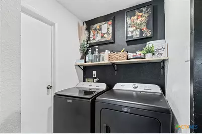 1105 East Avenue O, Belton, TX 76513 - Photo 11