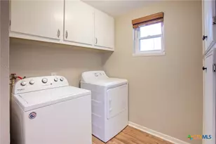 2015 Coletoville Rd, Victoria, TX 77905 - Photo 17