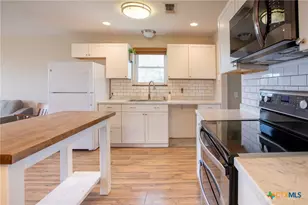 2015 Coletoville Rd, Victoria, TX 77905 - Photo 7