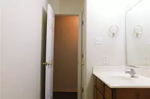 1913 Charleston Ct, Killeen, TX 76542 - Photo 11