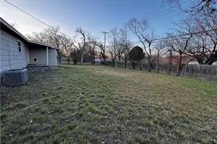 602 W Avenue B, Copperas Cove, TX 76522 - Photo 15