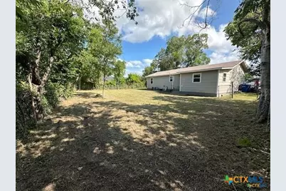 602 W Avenue B, Copperas Cove, TX 76522 - Photo 17