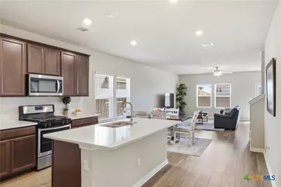 108 Hannah Trail, Georgetown, TX 78628 - Photo 5