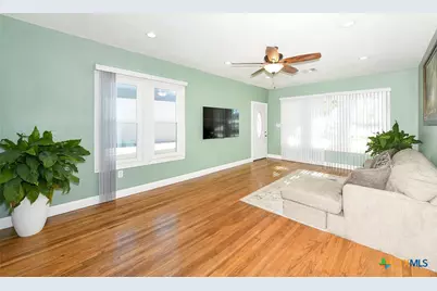 1440 S Business I-35, New Braunfels, TX 78130 - Photo 7