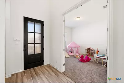 531 Orchard Way, New Braunfels, TX 78132 - Photo 7