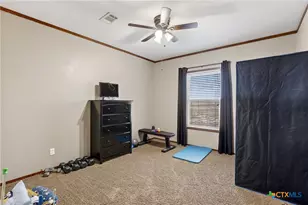 1298 County Rd 425, Stockdale, TX 78160 - Photo 33