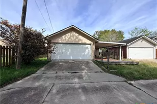 113 Stonewood, Victoria, TX 77901 - Photo 9