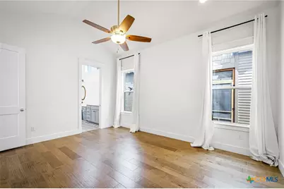 649 Center Green, New Braunfels, TX 78130 - Photo 13