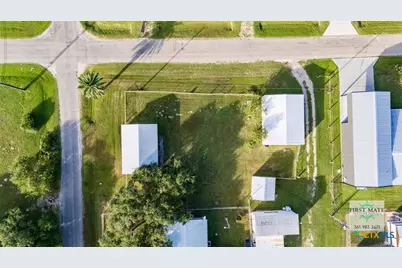 1410 W Jefferson Street, Port O'Connor, TX 77982 - Photo 1