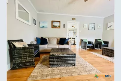 28 N Blackburn Avenue, Port Lavaca, TX 77979 - Photo 11