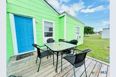 28 N Blackburn Avenue, Port Lavaca, TX 77979 - Photo 19